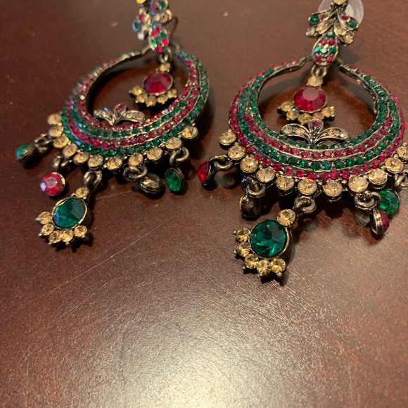 Earrings - Picture 2 of 3